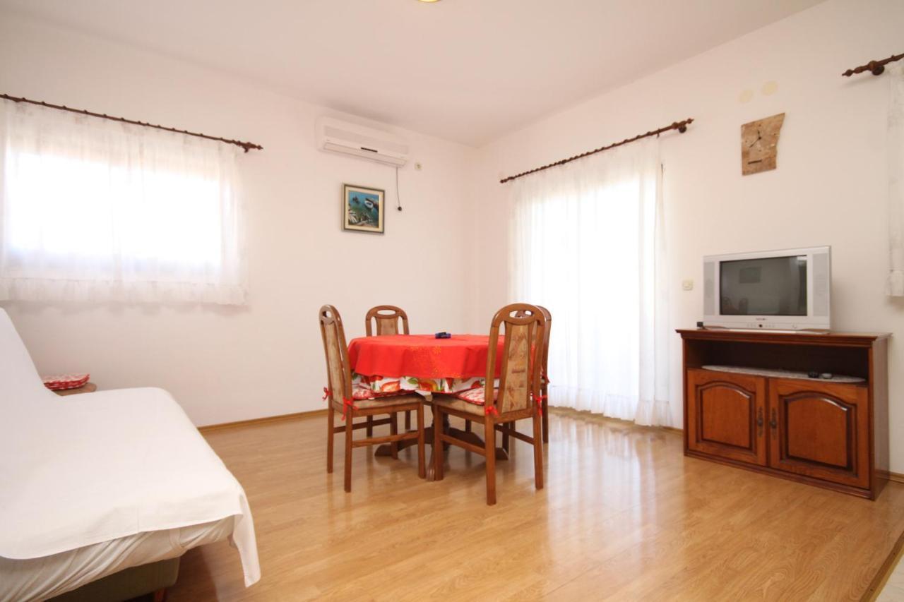 Apartments By The Sea Razanj, Rogoznica - 8361 Exterior photo