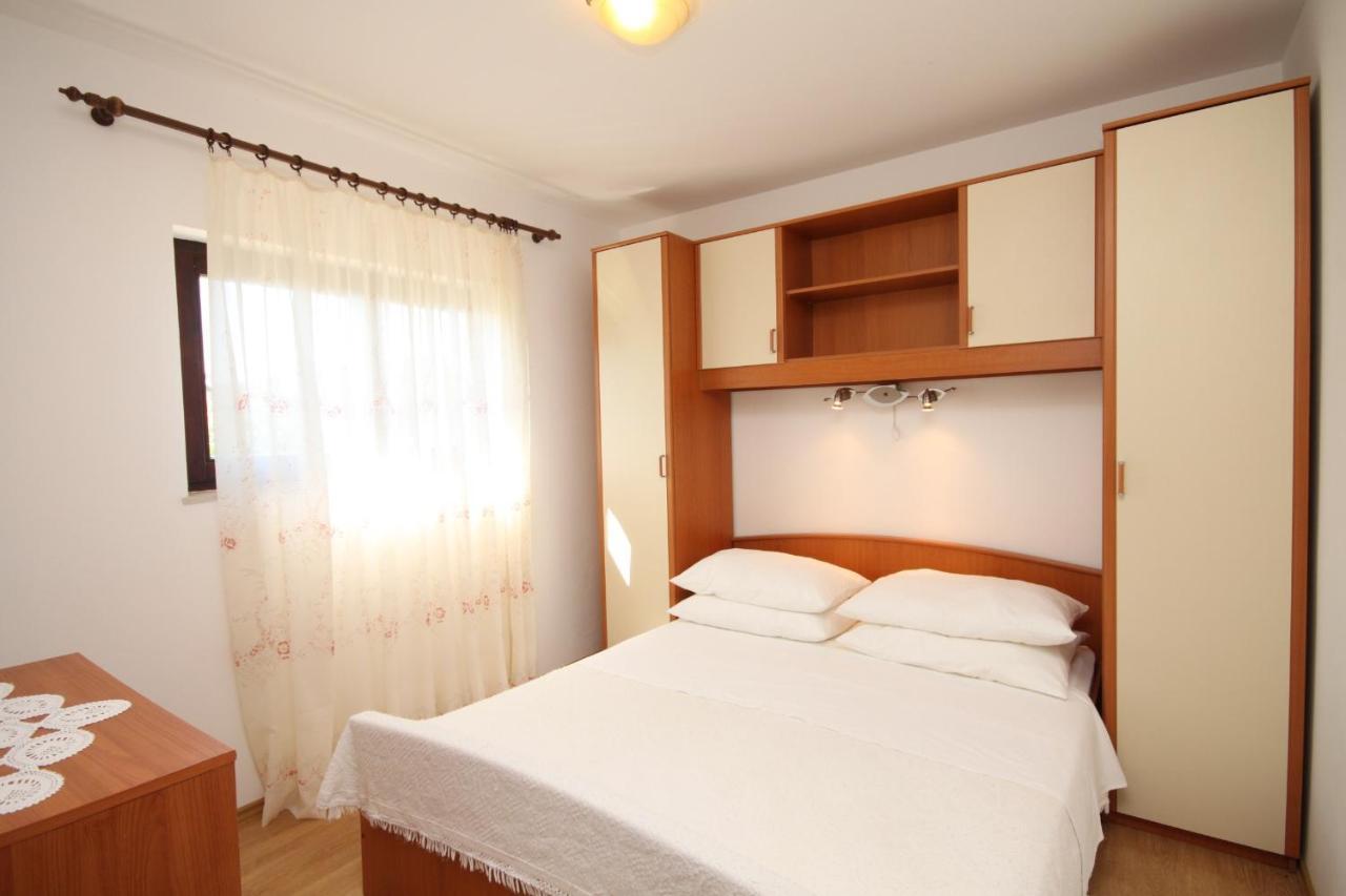 Apartments By The Sea Razanj, Rogoznica - 8361 Exterior photo